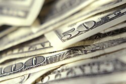 Media Name: 201704_money.jpg